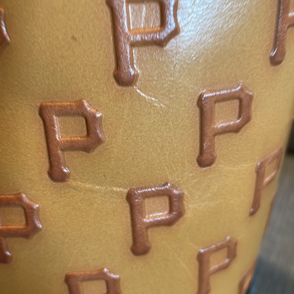 Dooney & Bourke Pittsburgh Pirates purse - Picture 10 of 12